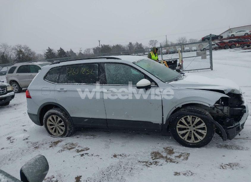 Photo 14 of 2018 Volkswagen Tiguan 2.0T S (VIN 3VV0B7AX6JM087532)