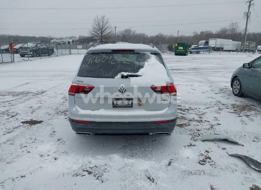 Photo 17 of 2018 Volkswagen Tiguan 2.0T S (VIN 3VV0B7AX6JM087532)