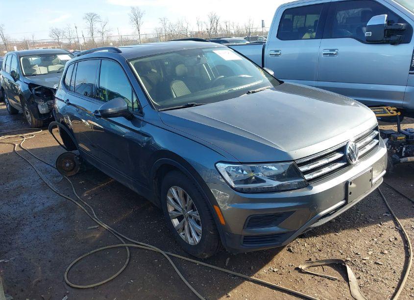 2018 Volkswagen Tiguan 2.0T S (VIN 3VV0B7AX6JM094173) main photo