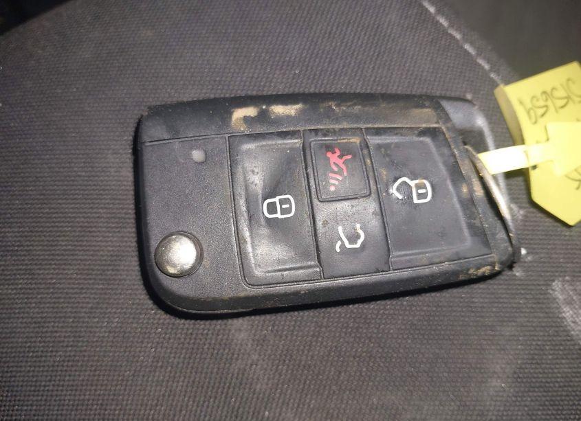 Photo 11 of 2018 Volkswagen Tiguan 2.0T S (VIN 3VV0B7AX7JM060114)