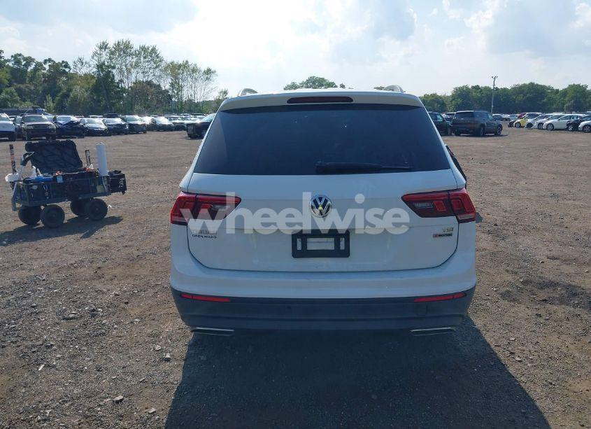 Photo 15 of 2018 Volkswagen Tiguan 2.0T S (VIN 3VV0B7AX7JM080220)