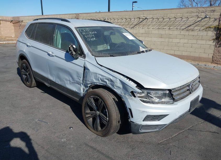2019 Volkswagen Tiguan 2.0T S (VIN 3VV0B7AX7KM040009) main photo
