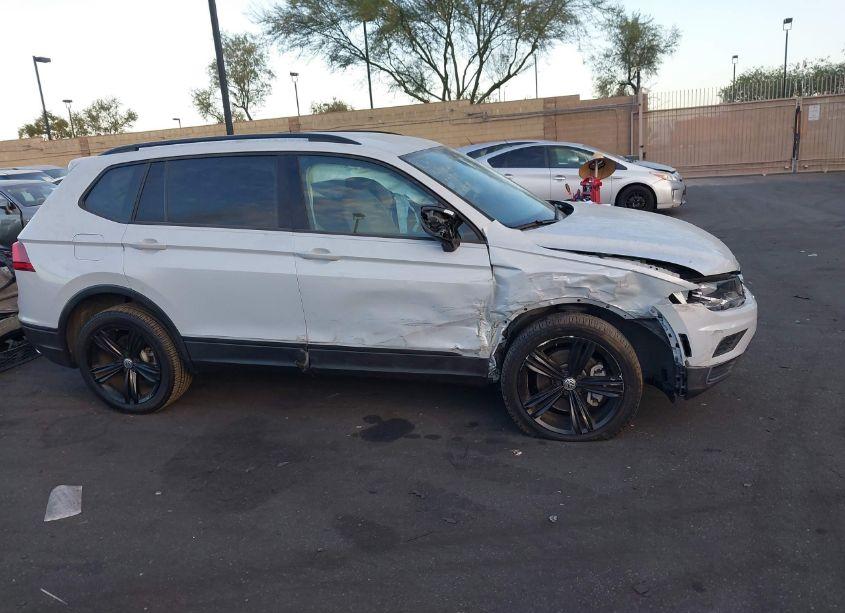 Photo 14 of 2019 Volkswagen Tiguan 2.0T S (VIN 3VV0B7AX7KM040009)