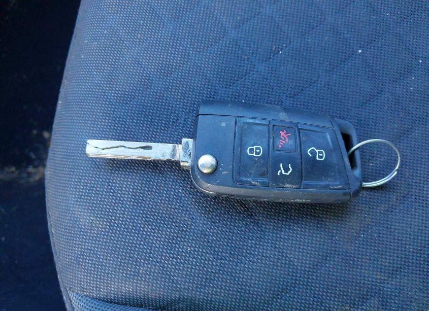 Photo 11 of 2019 Volkswagen Tiguan 2.0T S (VIN 3VV0B7AX7KM058459)