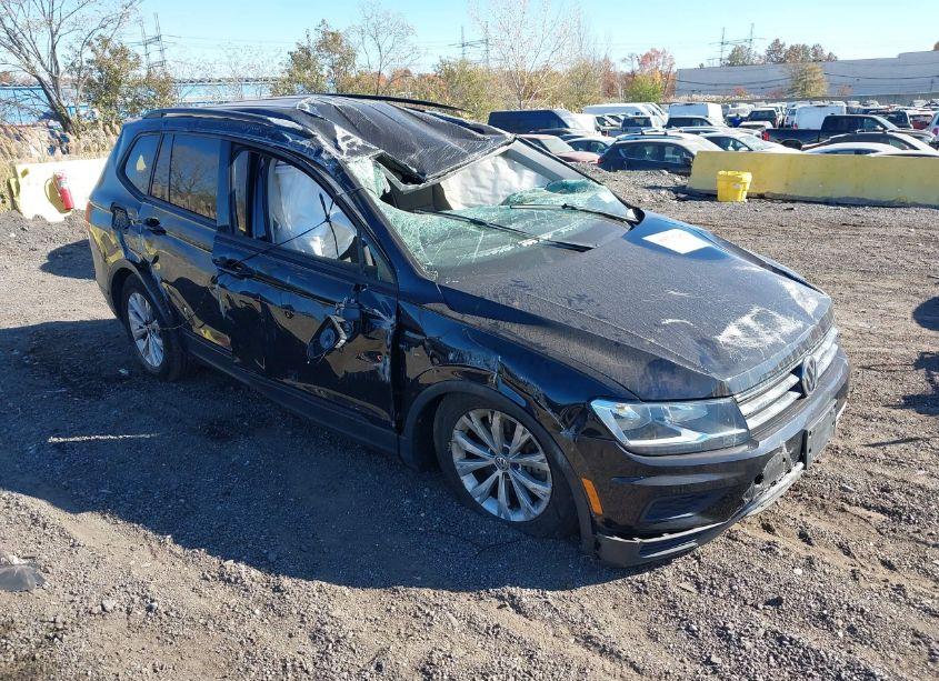 2019 Volkswagen Tiguan 2.0T S (VIN 3VV0B7AX7KM095513) main photo