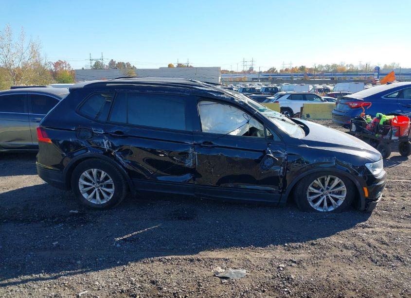 Photo 13 of 2019 Volkswagen Tiguan 2.0T S (VIN 3VV0B7AX7KM095513)