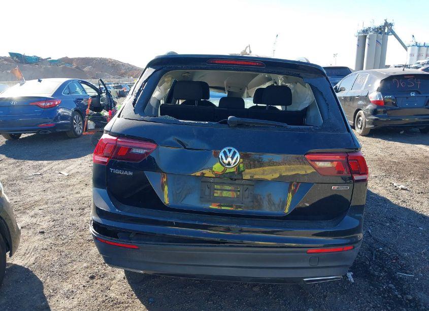 Photo 16 of 2019 Volkswagen Tiguan 2.0T S (VIN 3VV0B7AX7KM095513)