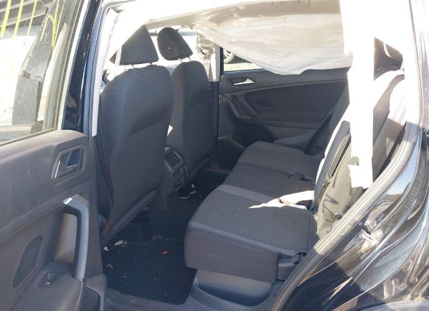 Photo 8 of 2019 Volkswagen Tiguan 2.0T S (VIN 3VV0B7AX7KM095513)