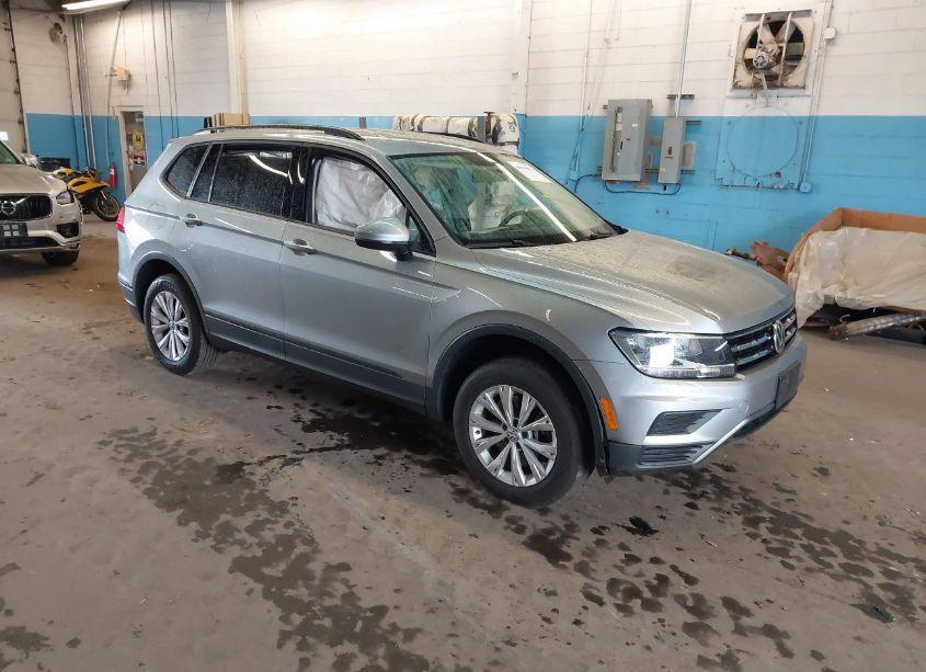 2019 Volkswagen Tiguan 2.0T S (VIN 3VV0B7AX8KM162815) main photo
