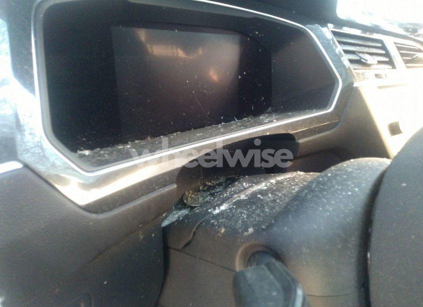 Photo 7 of 2022 Volkswagen Tiguan 2.0T S (VIN 3VV0B7AX8NM171048)