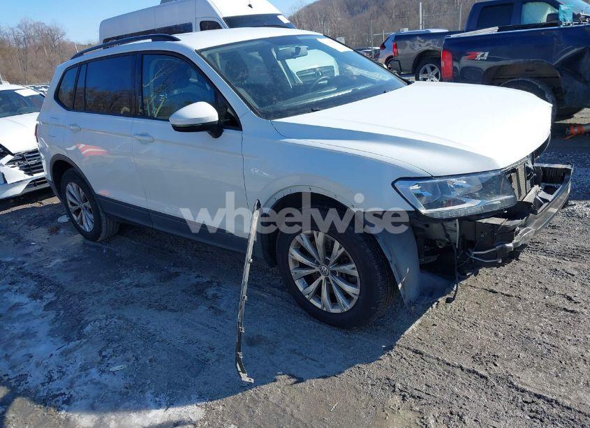 2018 Volkswagen Tiguan 2.0T S (VIN 3VV0B7AX9JM015921) main photo