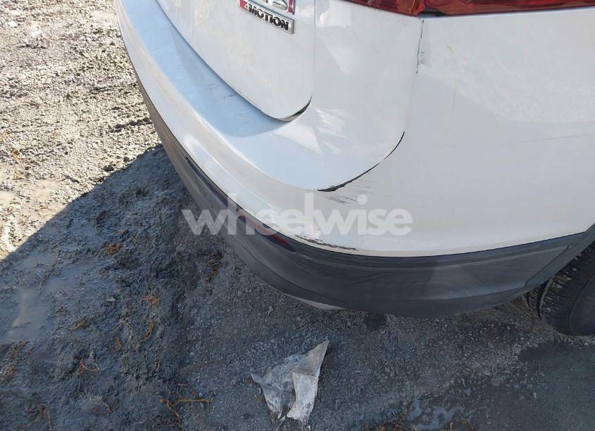 Photo 20 of 2018 Volkswagen Tiguan 2.0T S (VIN 3VV0B7AX9JM015921)