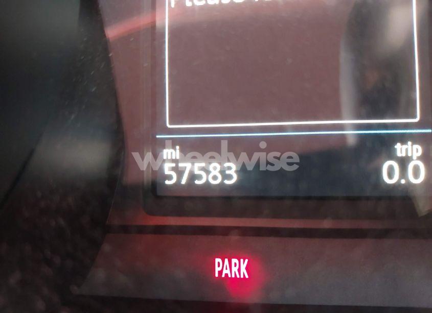 Photo 16 of 2018 Volkswagen Tiguan 2.0T S (VIN 3VV0B7AX9JM028295)