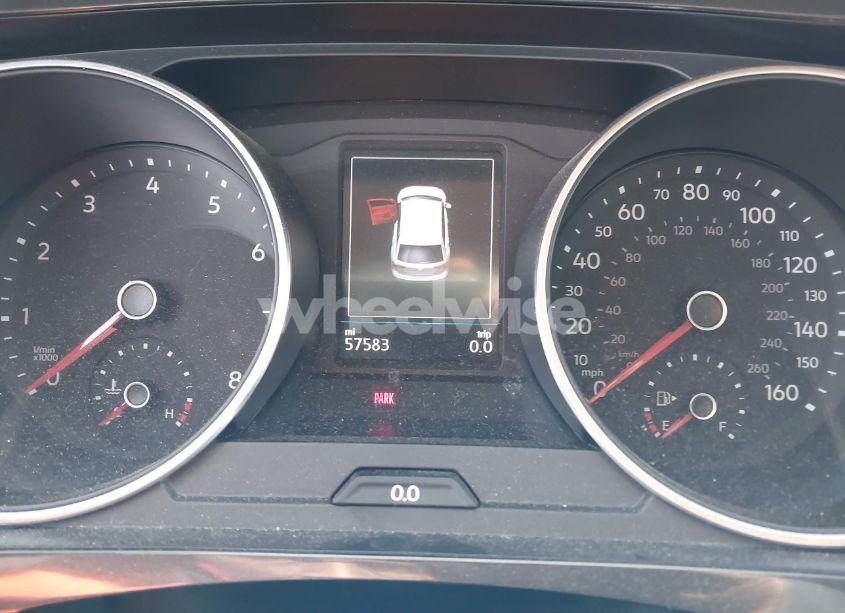 Photo 7 of 2018 Volkswagen Tiguan 2.0T S (VIN 3VV0B7AX9JM028295)