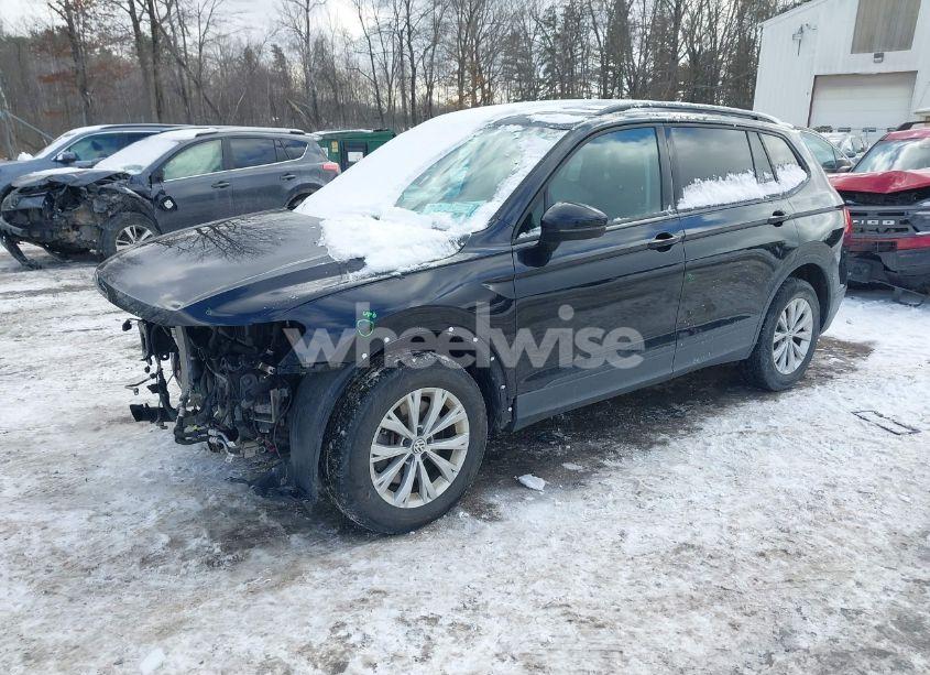 Photo 2 of 2019 Volkswagen Tiguan 2.0T S (VIN 3VV0B7AX9KM047642)