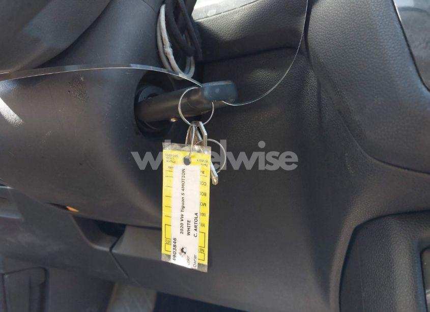 Photo 11 of 2020 Volkswagen Tiguan 2.0T S (VIN 3VV0B7AX9LM060991)