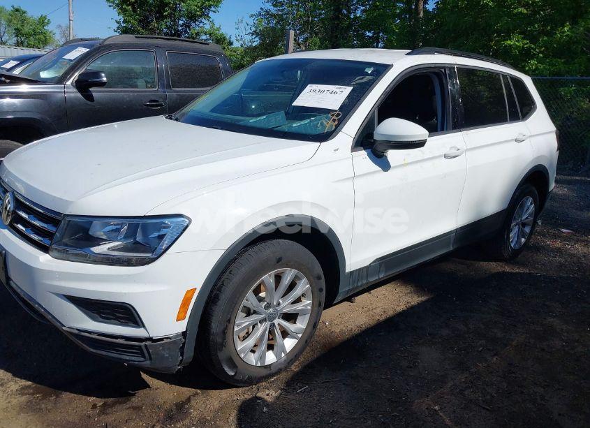 Photo 6 of 2020 Volkswagen Tiguan 2.0T S (VIN 3VV0B7AX9LM060991)