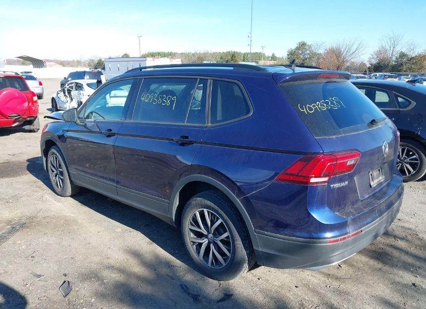 Photo 3 of 2021 Volkswagen Tiguan 2.0T S (VIN 3VV0B7AX9MM041875)