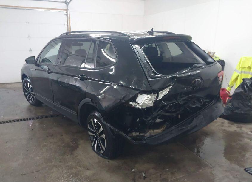 Photo 3 of 2022 Volkswagen Tiguan 2.0T S (VIN 3VV0B7AX9NM046091)