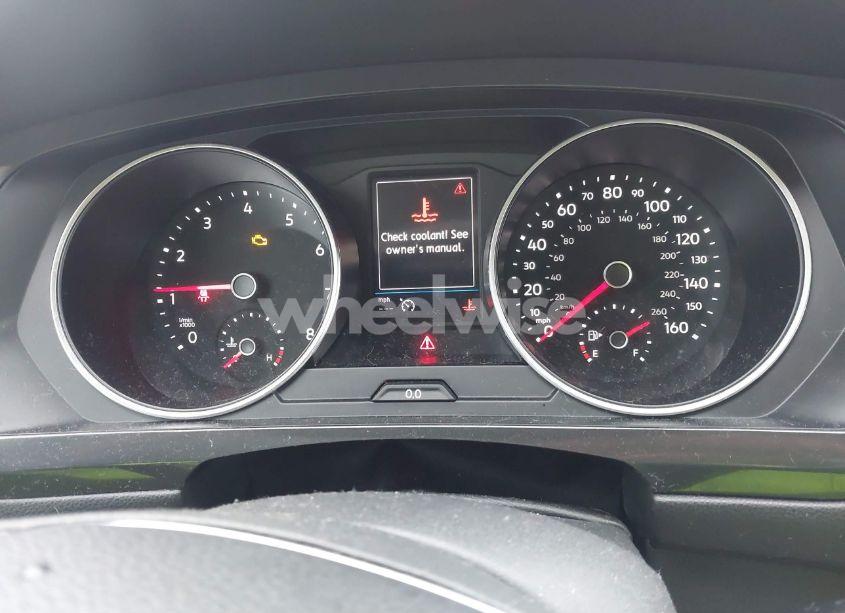 Photo 7 of 2018 Volkswagen Tiguan 2.0T S (VIN 3VV0B7AXXJM133282)