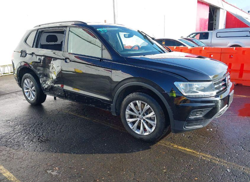 2019 Volkswagen Tiguan 2.0T S (VIN 3VV0B7AXXKM005111) main photo