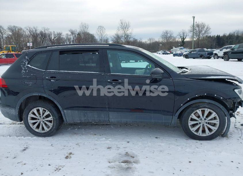 Photo 13 of 2020 Volkswagen Tiguan 2.0T S (VIN 3VV0B7AXXLM080652)