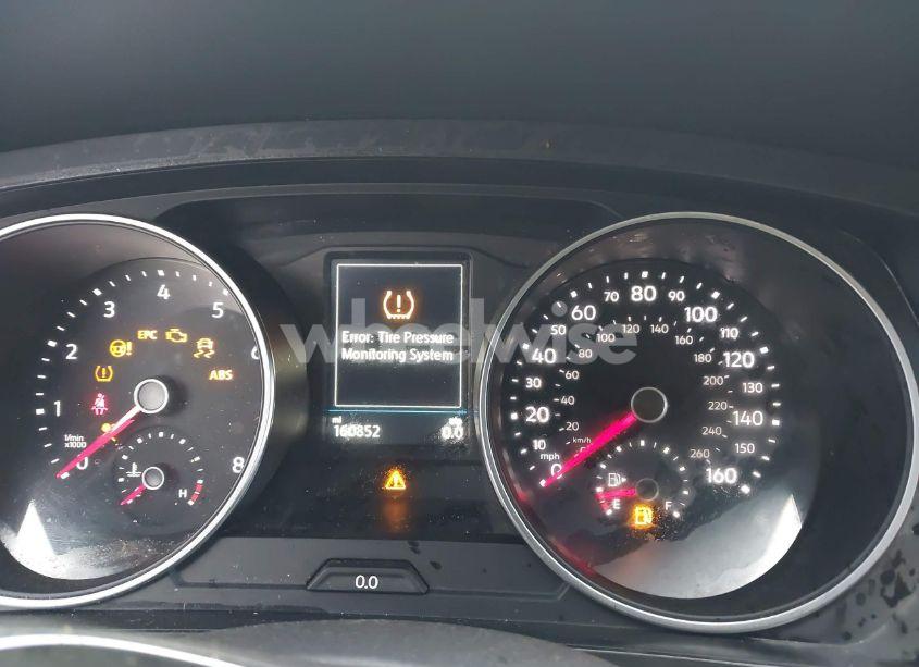 Photo 7 of 2018 Volkswagen Tiguan 2.0T S (VIN 3VV1B7AX0JM041120)