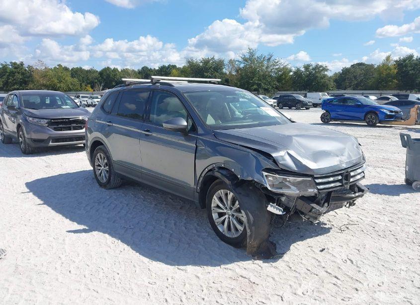 2019 Volkswagen Tiguan 2.0T S (VIN 3VV1B7AX0KM056623) main photo