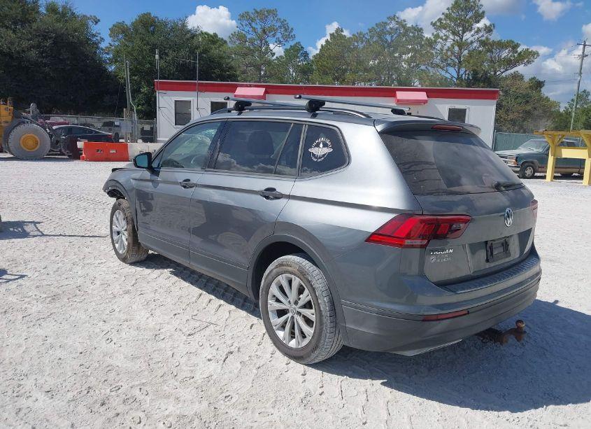 Photo 3 of 2019 Volkswagen Tiguan 2.0T S (VIN 3VV1B7AX0KM056623)