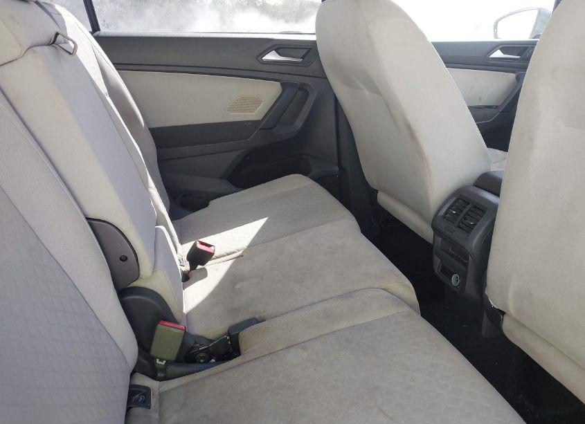 Photo 8 of 2019 Volkswagen Tiguan 2.0T S (VIN 3VV1B7AX0KM056623)