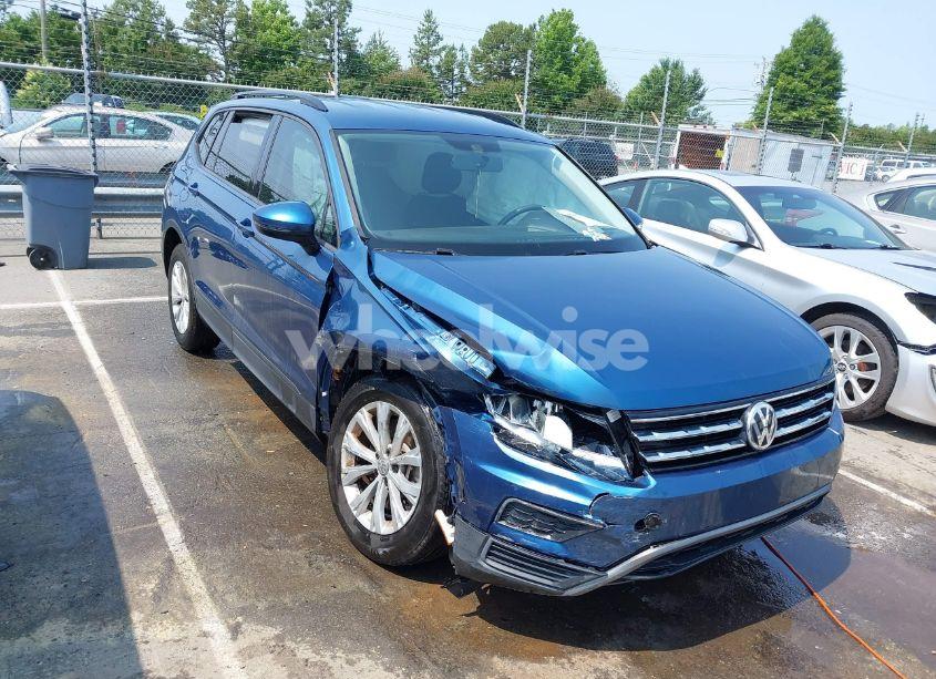2019 Volkswagen Tiguan 2.0T S (VIN 3VV1B7AX0KM122040) main photo
