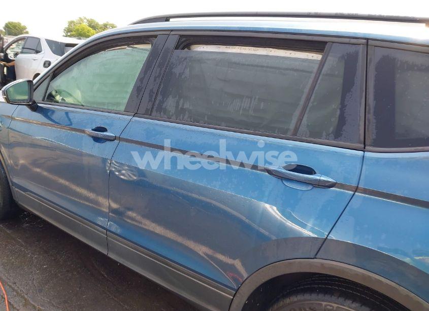 Photo 14 of 2019 Volkswagen Tiguan 2.0T S (VIN 3VV1B7AX0KM122040)