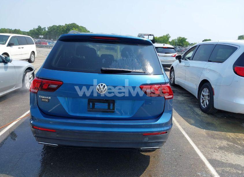 Photo 16 of 2019 Volkswagen Tiguan 2.0T S (VIN 3VV1B7AX0KM122040)