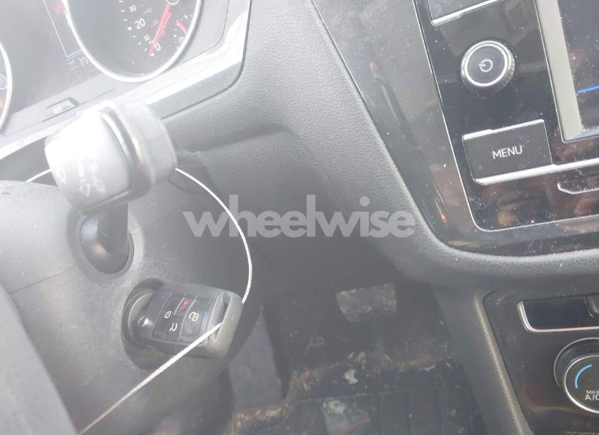 Photo 11 of 2020 Volkswagen Tiguan 2.0T S (VIN 3VV1B7AX0LM179128)