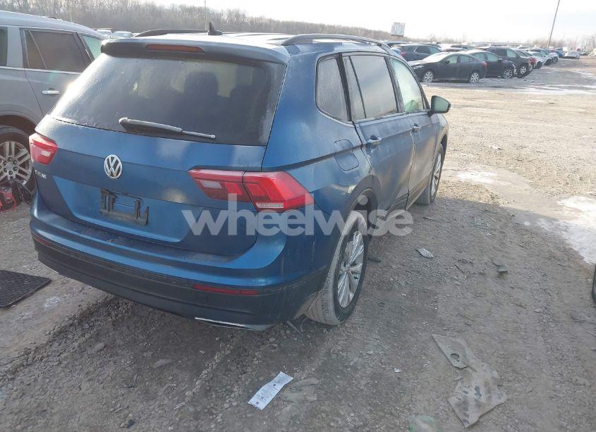 Photo 4 of 2020 Volkswagen Tiguan 2.0T S (VIN 3VV1B7AX0LM179128)