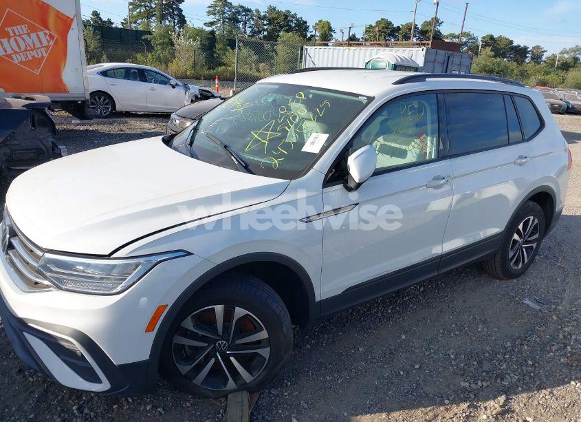 Photo 13 of 2022 Volkswagen Tiguan 2.0T S (VIN 3VV1B7AX0NM004543)