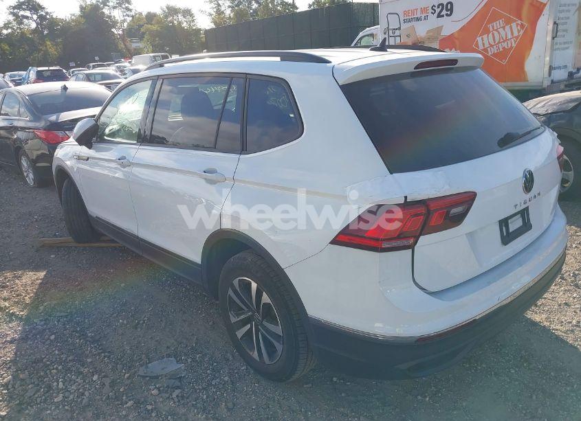 Photo 3 of 2022 Volkswagen Tiguan 2.0T S (VIN 3VV1B7AX0NM004543)