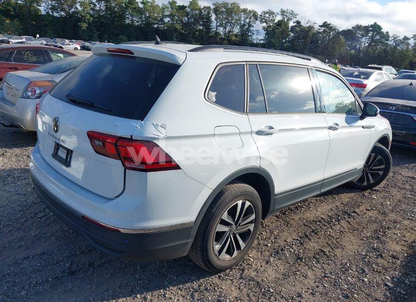 Photo 4 of 2022 Volkswagen Tiguan 2.0T S (VIN 3VV1B7AX0NM004543)