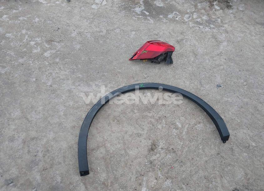 Photo 12 of 2018 Volkswagen Tiguan 2.0T S (VIN 3VV1B7AX1JM088107)