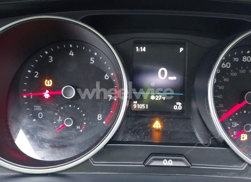 Photo 16 of 2018 Volkswagen Tiguan 2.0T S (VIN 3VV1B7AX1JM088107)