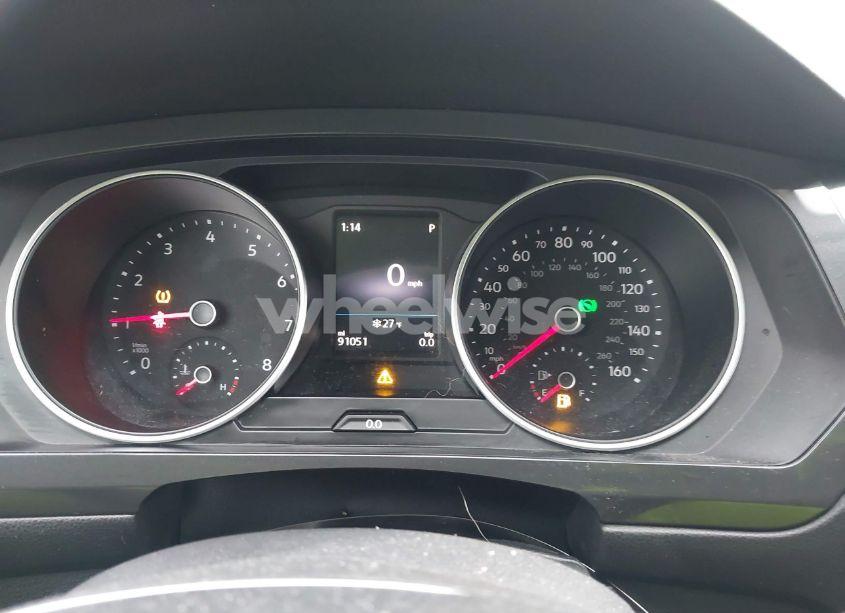 Photo 7 of 2018 Volkswagen Tiguan 2.0T S (VIN 3VV1B7AX1JM088107)