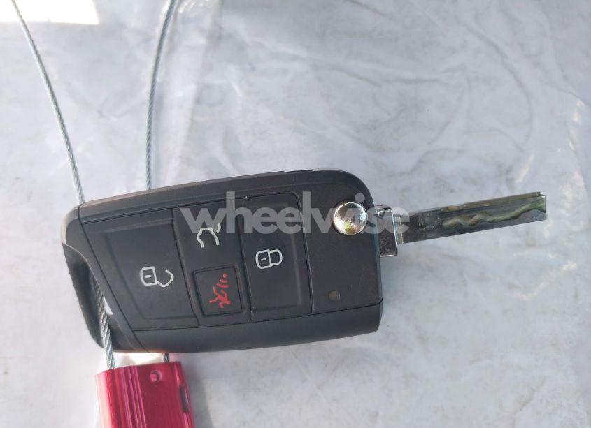 Photo 11 of 2018 Volkswagen Tiguan 2.0T S (VIN 3VV1B7AX1JM091928)