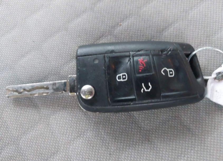 Photo 11 of 2018 Volkswagen Tiguan 2.0T S (VIN 3VV1B7AX1JM094733)