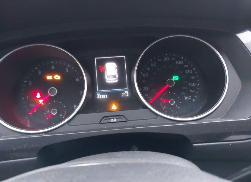 Photo 7 of 2018 Volkswagen Tiguan 2.0T S (VIN 3VV1B7AX1JM094733)