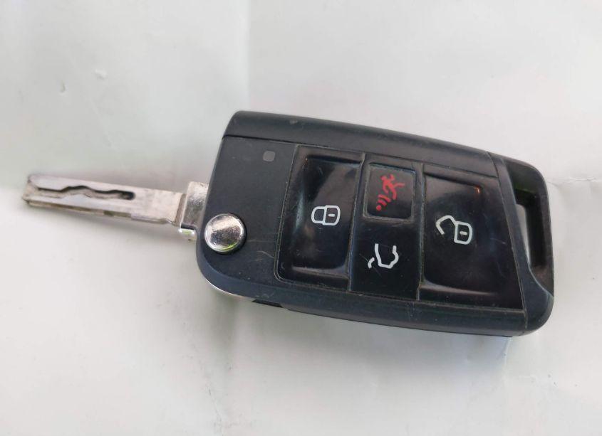 Photo 11 of 2018 Volkswagen Tiguan 2.0T S (VIN 3VV1B7AX1JM204535)