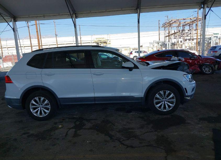 Photo 13 of 2018 Volkswagen Tiguan 2.0T S (VIN 3VV1B7AX1JM204535)