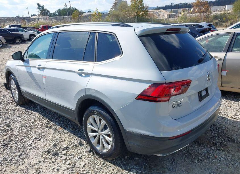 Photo 3 of 2019 Volkswagen Tiguan 2.0T S (VIN 3VV1B7AX1KM029026)
