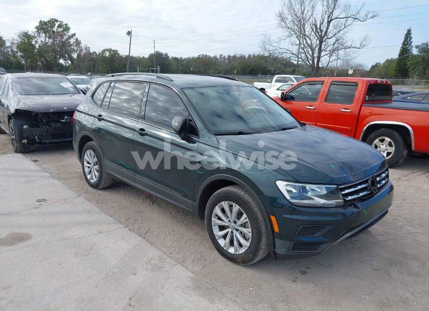 2019 Volkswagen Tiguan 2.0T S (VIN 3VV1B7AX1KM049518) main photo