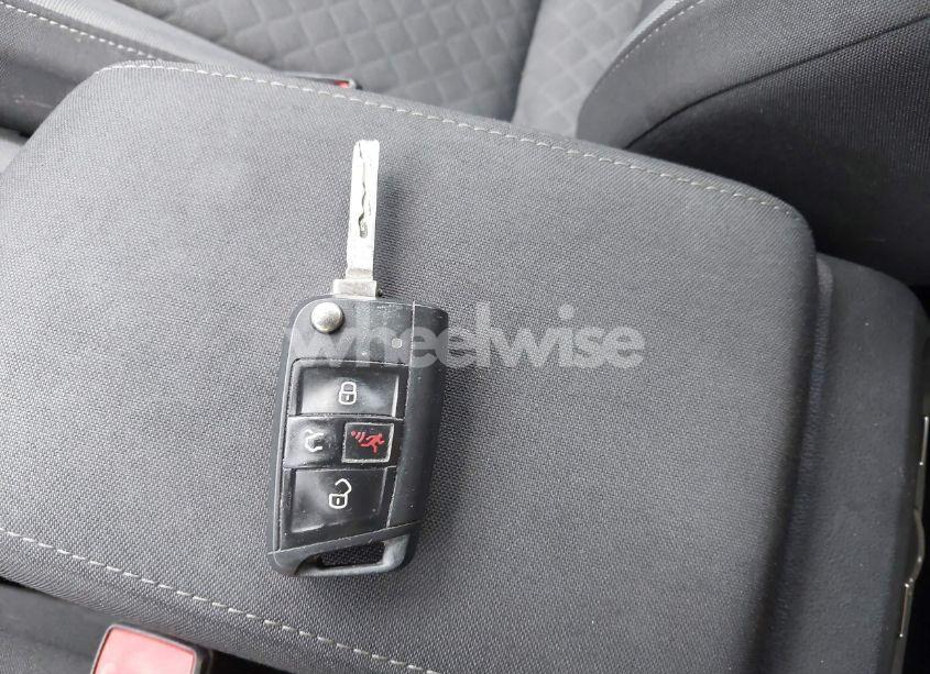 Photo 11 of 2019 Volkswagen Tiguan 2.0T S (VIN 3VV1B7AX1KM049518)