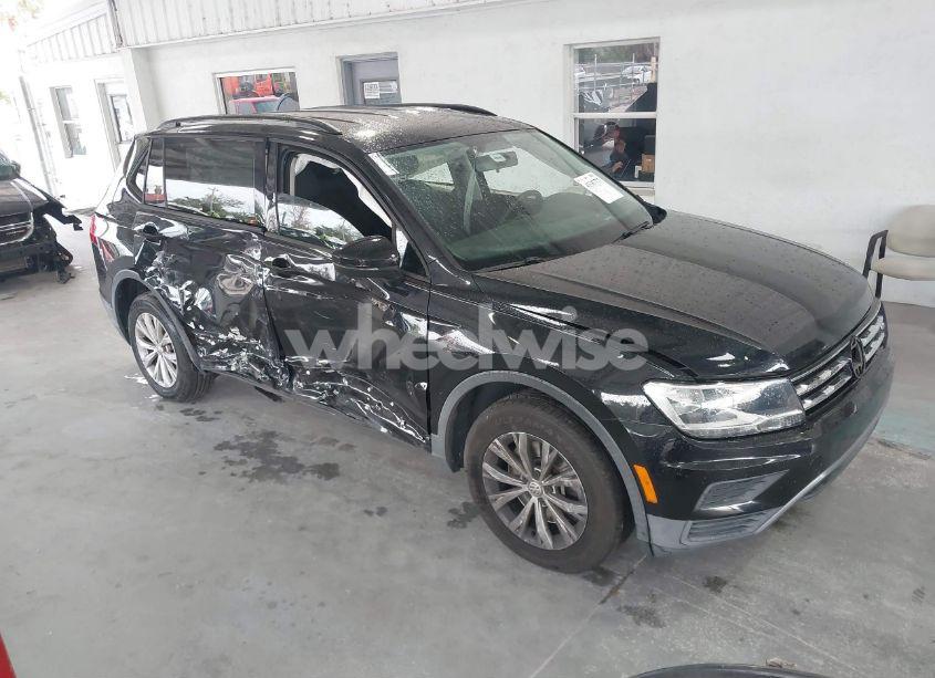 2019 Volkswagen Tiguan 2.0T S (VIN 3VV1B7AX1KM073074) main photo